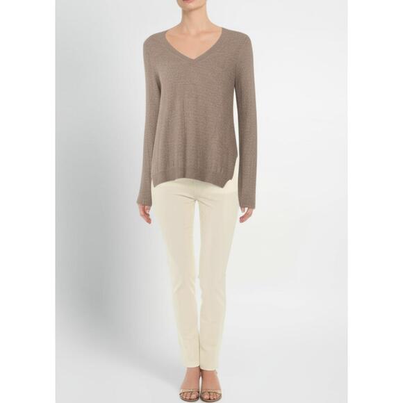 Cynthia Vincent Sweaters - Vince Womens V-Neck Wool Cashmere Sweater Size XS Tan  Hem Quiet Luxury